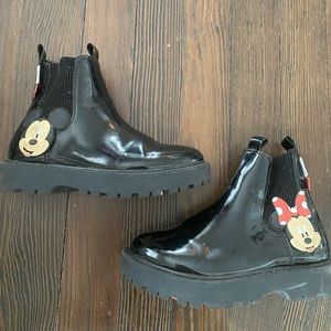Zara Disney Mickey & Minnie patent leather booties